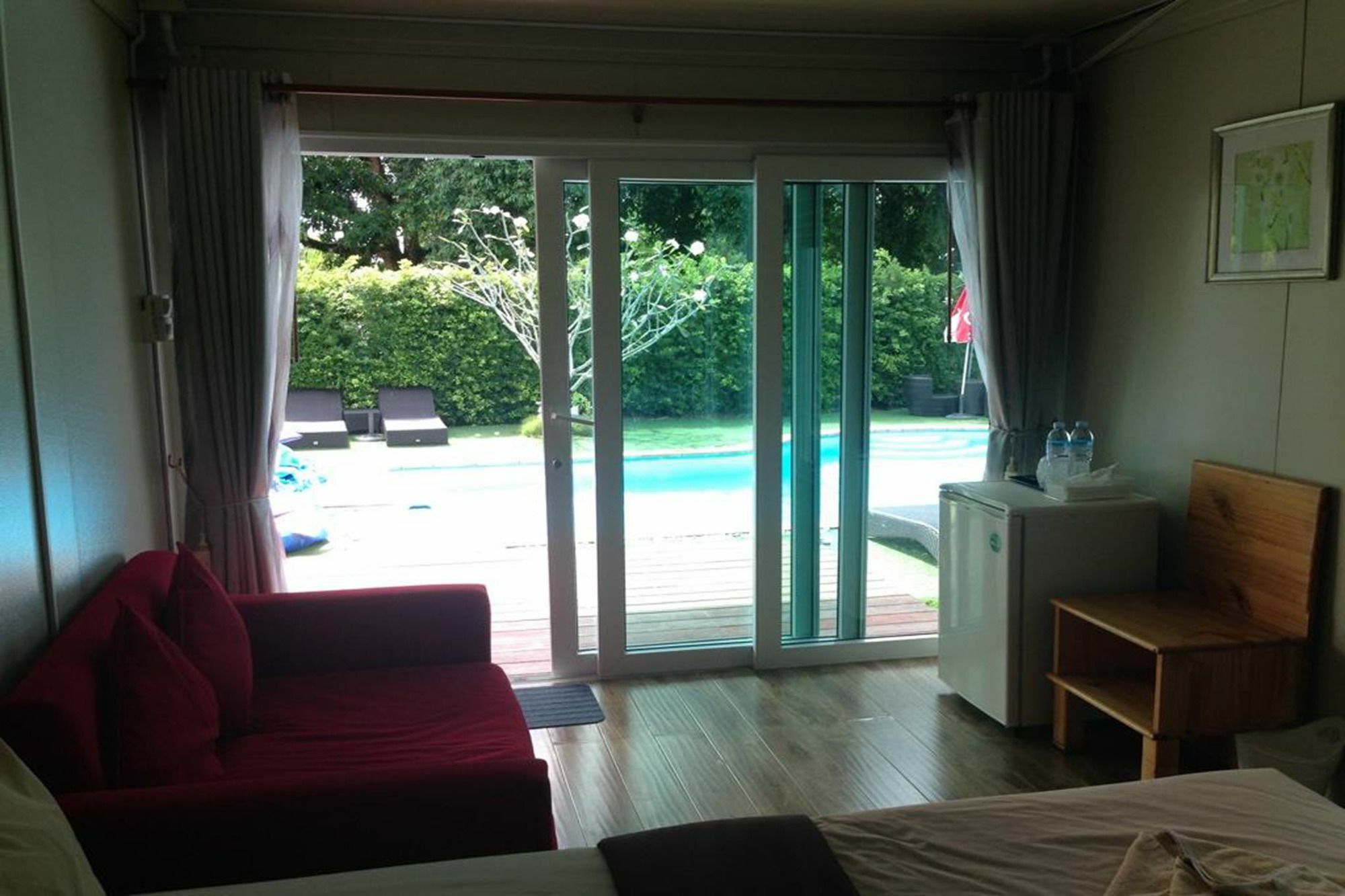 Check In And Chill Out Hotell Ban Laem Sok Exteriör bild